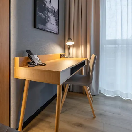 Scanhotels Stadthafen Hotel 4*
