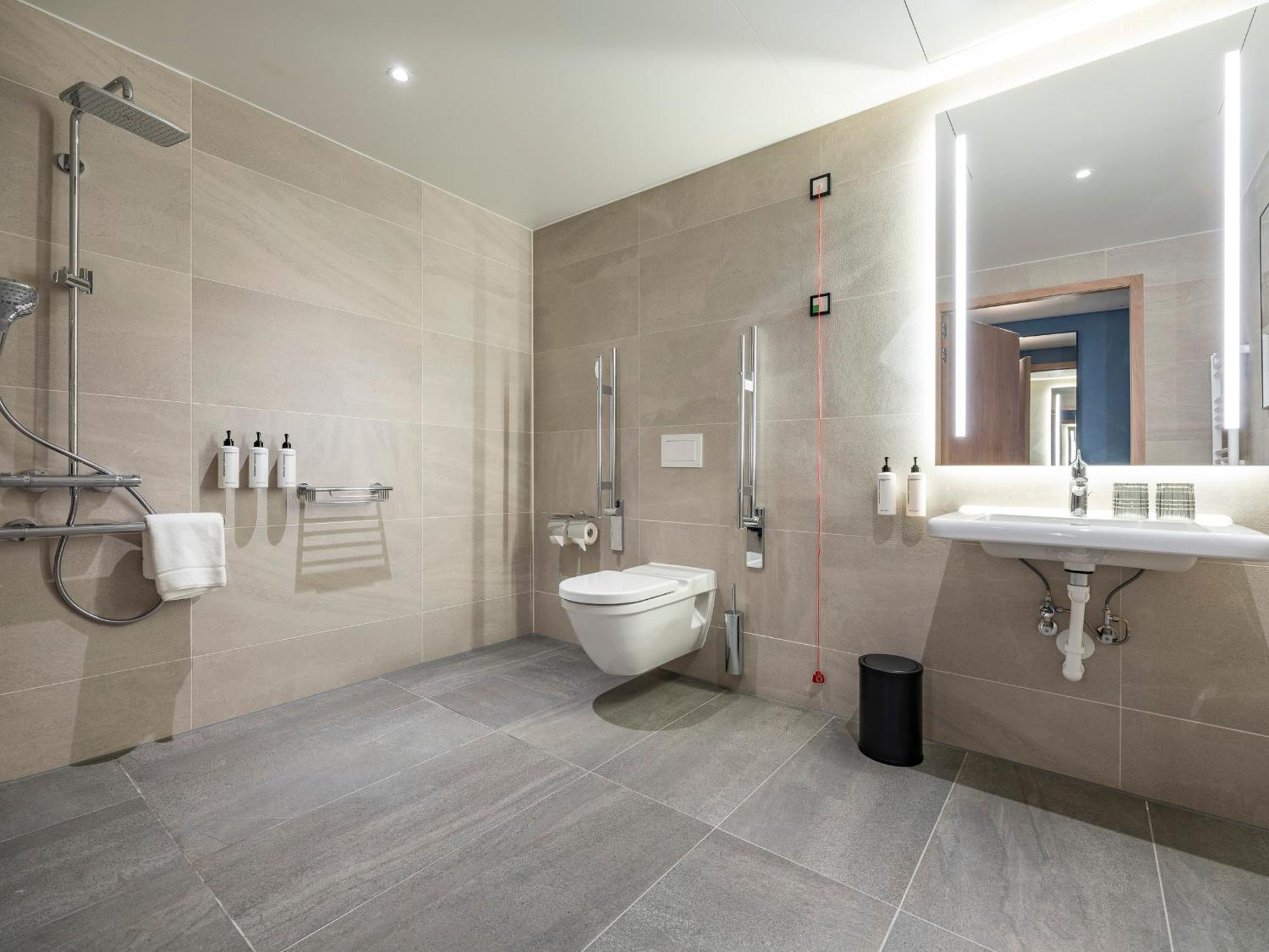 Hotel Scanhotels Stadthafen 4*